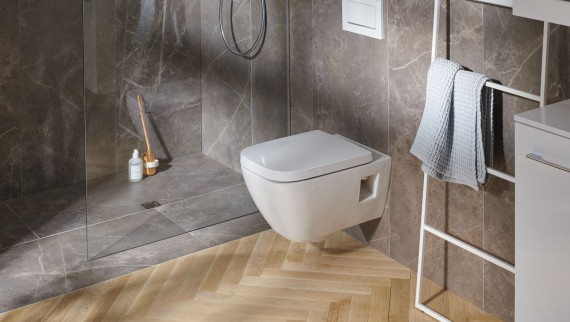 WC Geberit Selnova Square et bonde pour douche de plain-pied Geberit