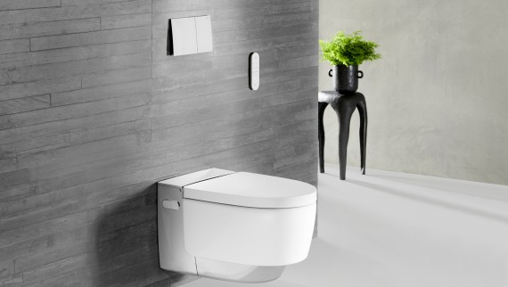 Geberit AquaClean Maïra chromé avec télécommande Sigma70 Geberit AquaClean Maïra chromé avec télécommande Sigma70