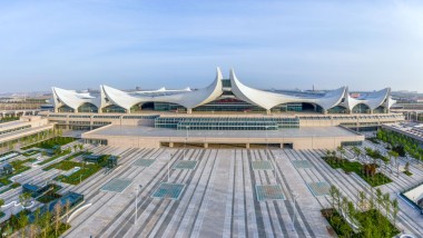 Deux grandes et huit petites vagues : la gare ondulante de Hongdao (©IngDESIGN Co. Ltd)