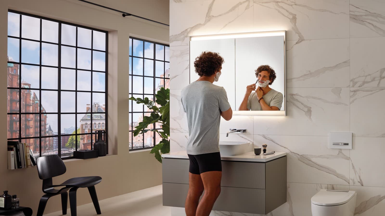 Le blanc neutre offre un équilibre parfait entre chaleur et clarté ; il est particulièrement adapté à un usage quotidien dans la salle de bains, notamment au niveau du lavabo. Le blanc neutre offre un équilibre parfait entre chaleur et clarté ; il est particulièrement adapté à un usage quotidien dans la salle de bains, notamment au niveau du lavabo.