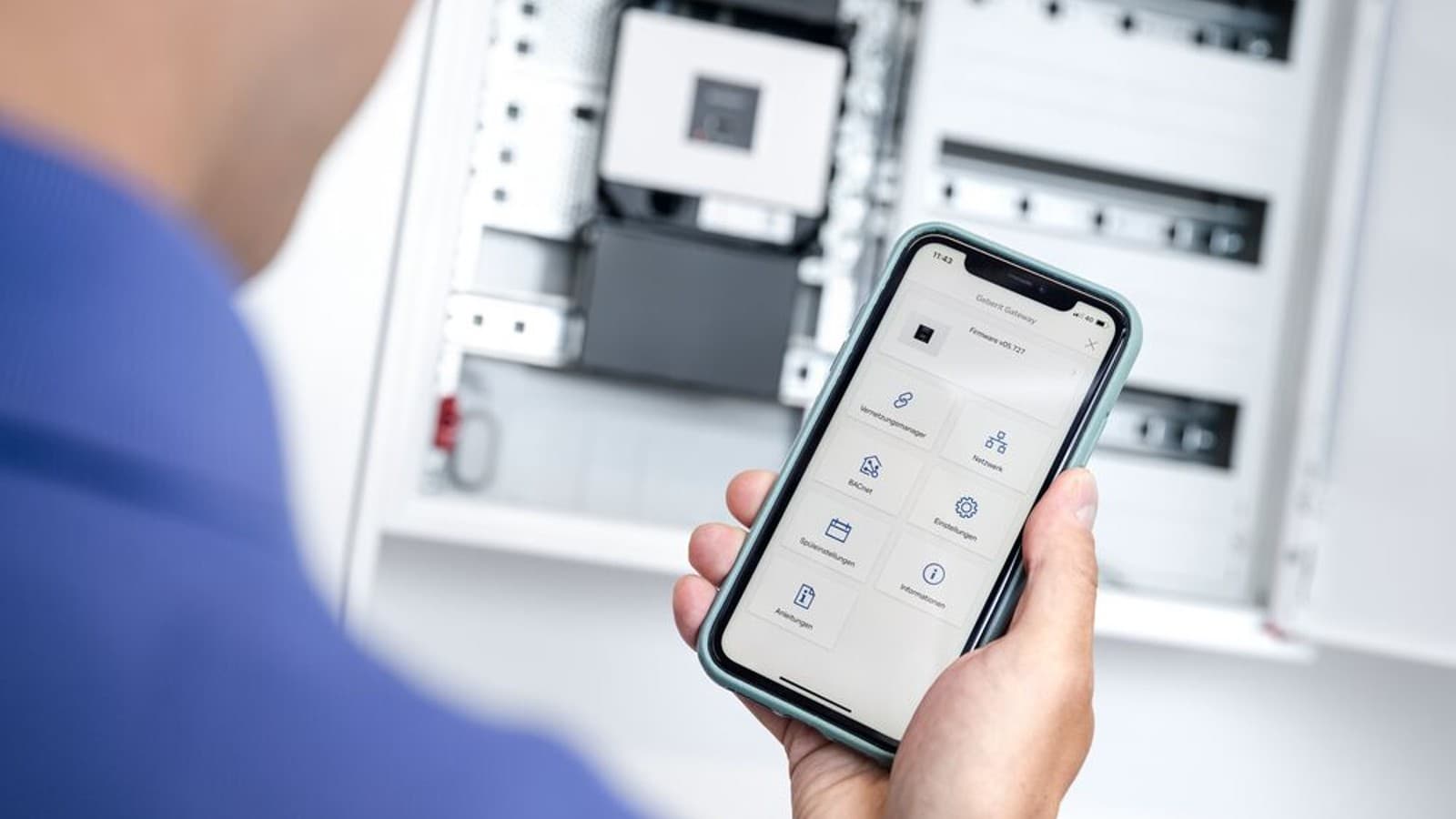 Pilotage de tous les rinçages forcés hygiéniques via l’application Geberit Control sur la Geberit Gateway Pilotage de tous les rinçages forcés hygiéniques via l’application Geberit Control sur la Geberit Gateway
