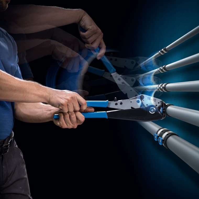 FlowFit ne nécessite que 2 mâchoires de pressage pour toutes les dimensions de tube FlowFit ne nécessite que 2 mâchoires de pressage pour toutes les dimensions de tube