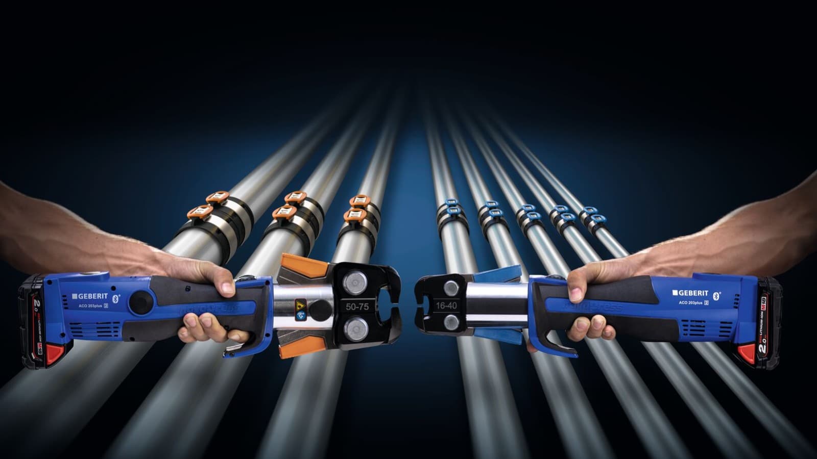 Geberit FlowFit est mis en œuvre dans toutes les dimensions à l’aide de deux mâchoires seulement. Geberit FlowFit est mis en œuvre dans toutes les dimensions à l’aide de deux mâchoires seulement.